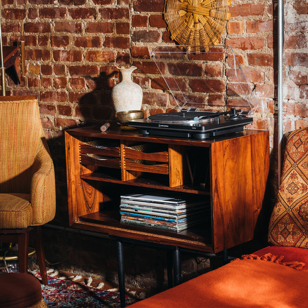 Audio-Technica AT-LP70X Fully-Automatic Turntable (Black/Silver)